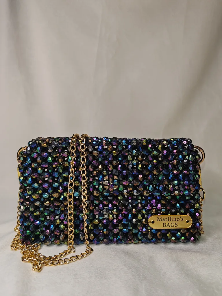 ხელნაკეთი ჩანთა 