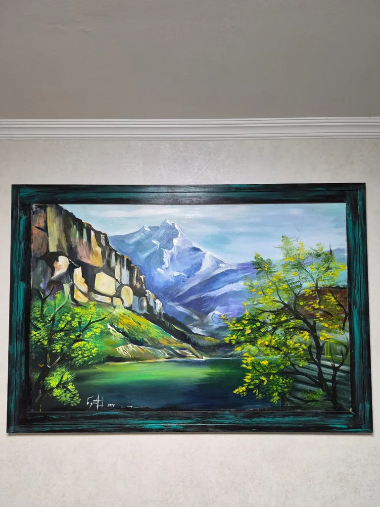 ზურმუხტის ტბა