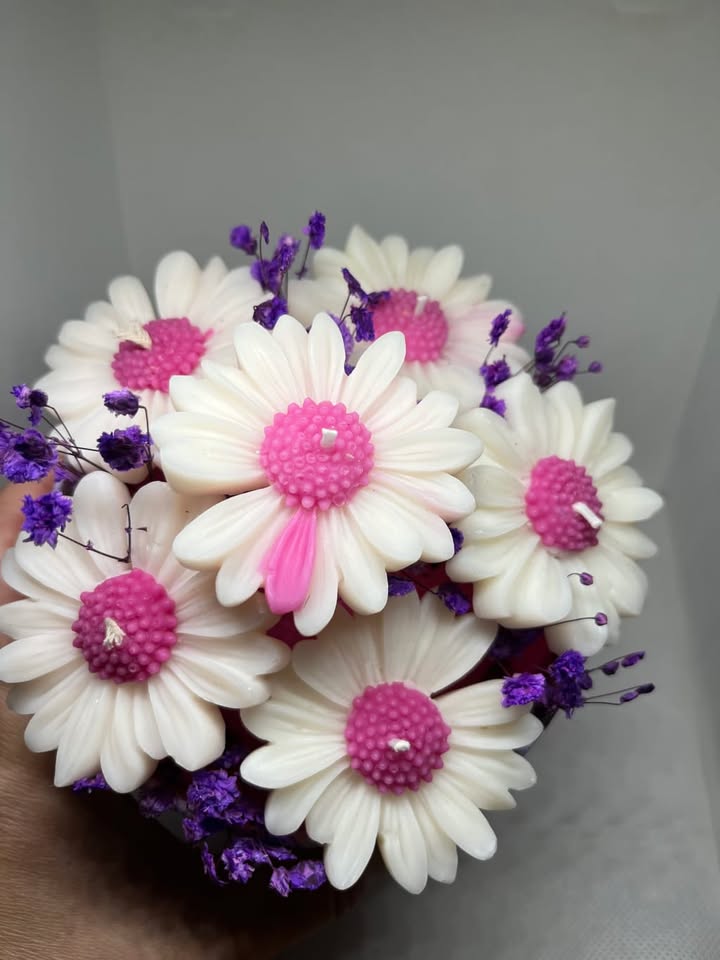 სურნელოვანი დეკორატიული სანთელი