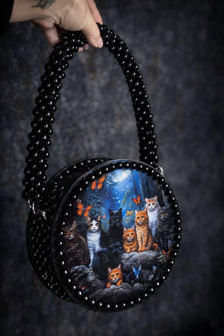 ხელნაკეთი ჩანთა